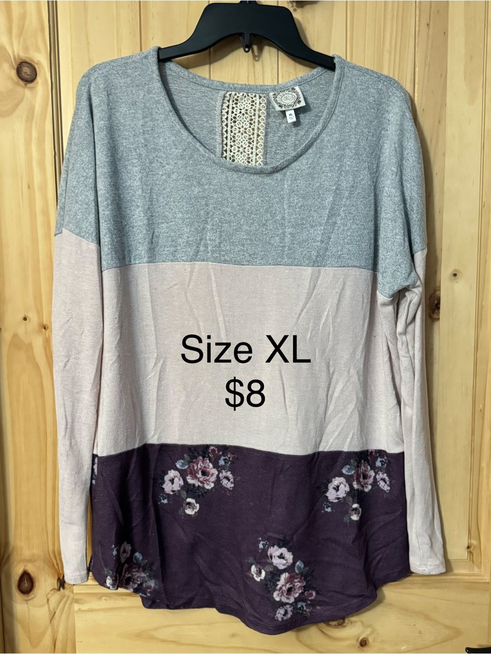 Knox Rose Colorblock Long Sleeve Tee in Gray, Cream & Plum with Floral Hem